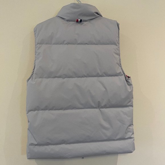 MEDIUM GREY RIPSTOP DOWNFILLED SLEEVELESS 4-BAR VEST 7/8Y - Picture 8 of 9